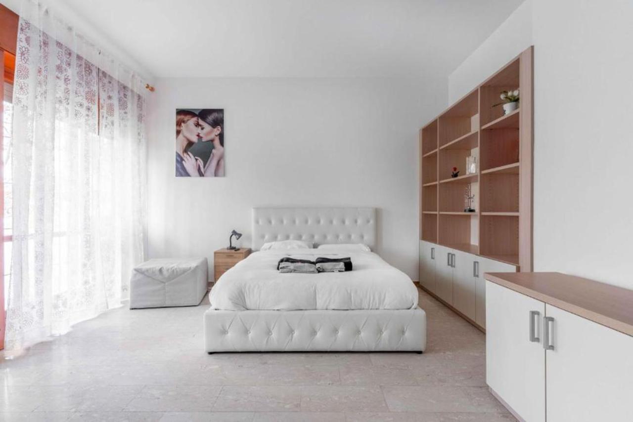 Apartmán Moncler House Navigli Milán Exteriér fotografie
